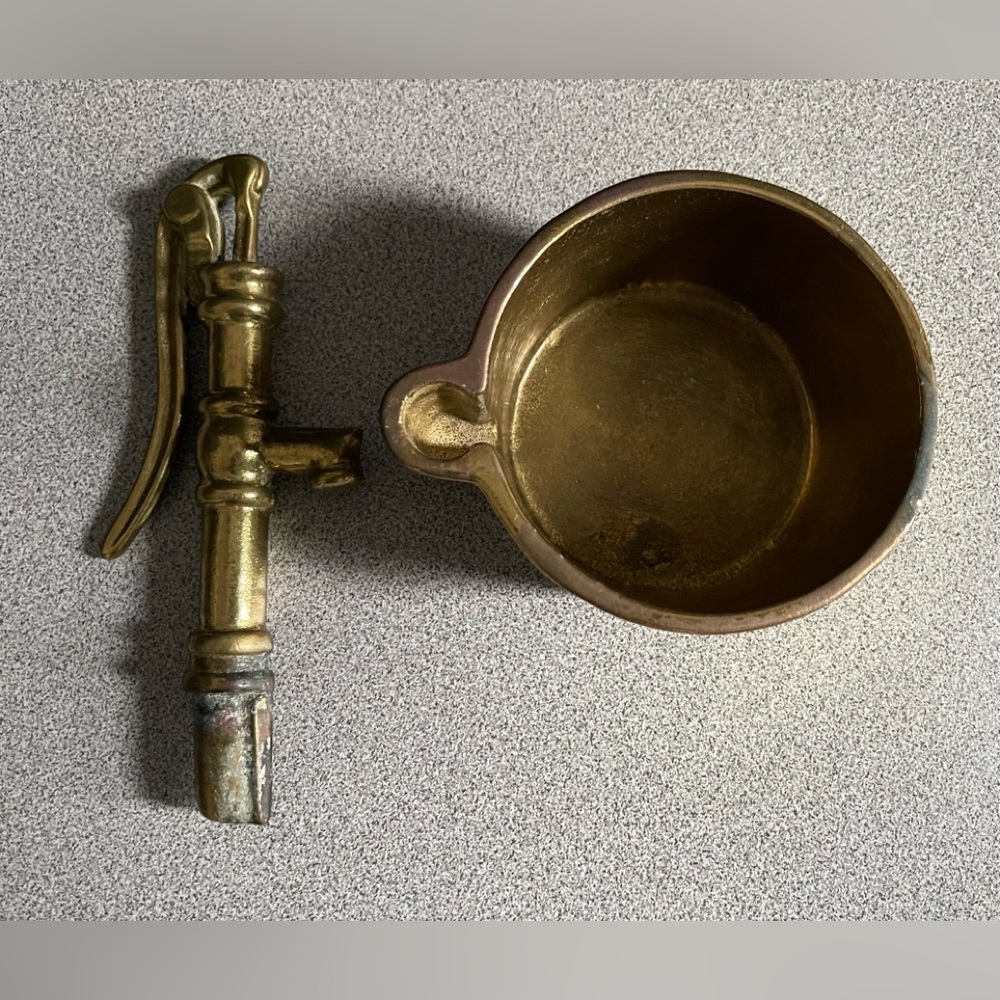 Vintage Solid Brass Water Pump & Barrel Planter 2pc - Picture 6 of 15